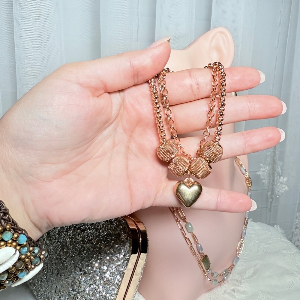 ⚜️ Gold Heart Charm Bracelet - Picture 5 of 5
